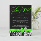 Schwarz-weißer Grüner Zebra Abschluss Einladung (Stehend Vorderseite)