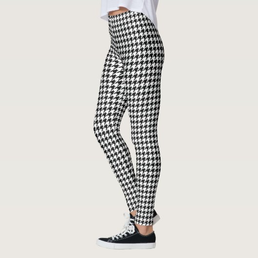 Schwarz-weißer Karo des klassischen Hahnentrittmus Leggings (Links)