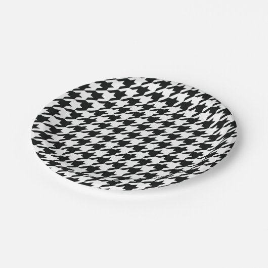 Schwarz-weißer Karo des klassischen Hahnentrittmus Pappteller (Schrägansicht)