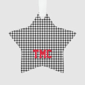 Schwarz-weißer Karo Sportrennen INITIALS Red Star Ornament (Vorderseite)
