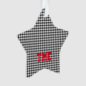 Schwarz-weißer Karo Sportrennen INITIALS Red Star Ornament (Vorderseite)