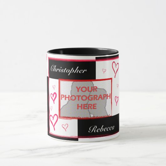 Schwarz-weißer, moderner Liebe Foto Tasse (Zentrum)