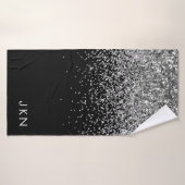 Schwarz-weißer Name für das Girl-Monogramm Badehandtuch (Badehandtuch)