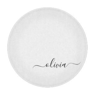 Schwarz-weißer Name für das Girl-Monogramm Schneidebrett