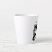 Schwarz-weißer Reitsport Hood im Wald Wolf Gerahmt Milchtasse (Vorderseite)