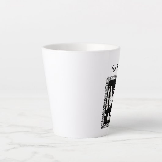 Schwarz-weißer Reitsport Hood im Wald Wolf Gerahmt Milchtasse (Vorderseite)