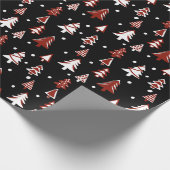 Schwarz-weißer Roter Winter Pine Tree Schnee Geschenkpapier (Ecke)