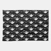 Schwarz-weißer Stammesdrache Geschirrtuch (Horizontal)