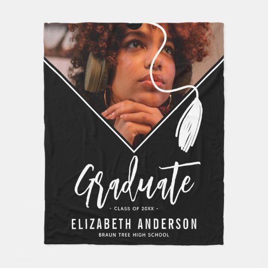 Schwarz-weißer Tassel Cap Foto Abschluss Fleecedecke (Vorderseite)