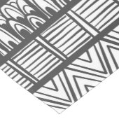 Schwarz-weißes afrikanisches Stammesmuster Mittelgroßer Tischläufer (Ecke)