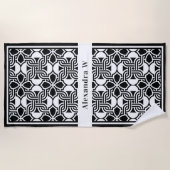 Schwarz-weißes Art Deco Muster Monogramm Strandtuch (Vorderseite)