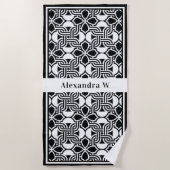 Schwarz-weißes Art Deco Muster Monogramm Strandtuch (Vorderseite)