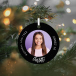 Schwarz-weißes benutzerdefiniertes Foto Süß 16 Ornament Aus Metall<br><div class="desc">Ein klassischer schwarzer Hintergrund. Personalisieren und fügen Sie einen Namen,  Datum,  Alter und Foto.</div>