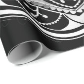 Schwarz-weißes Blumenmandala Geschenkpapier (Rolleneckpunkt)