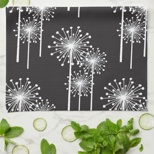 Schwarz-weißes Blumenmuster Geschirrtuch (Gefaltet)