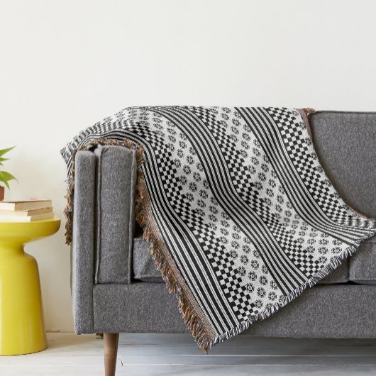 Schwarz-weißes Boho Karo Blumenmuster Decke