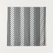 Schwarz-weißes Boho Karo Blumenmuster Wandteppich (Vorderseite (Horizontal))
