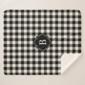Schwarz-weißes Buffalo Kariert mit Monogramm Sherpadecke (Vorderseite (Horizontal))