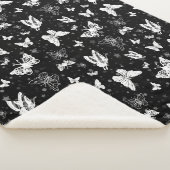 Schwarz-weißes Butterfly-Illustrations-Muster Sherpadecke (3/4)