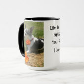 Schwarz-weißes Chihuahua mit orangefarbenen Rose I Tasse (Vorderseite Links)