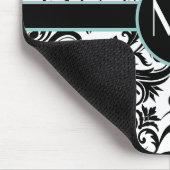 Schwarz-weißes Damast-Monogramm Mousepad (Ecke)