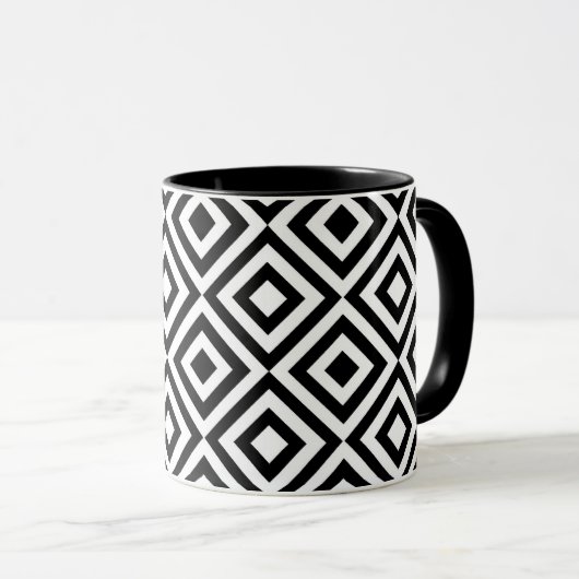 Schwarz-weißes Diamantmuster Tasse (VorderseiteRechts)