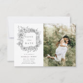 Schwarz-weißes, elegantes, blumengeschmücktes Zwei Einladung (Vorderseite)