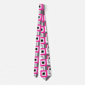 Schwarz-weißes Farbblockmuster (Muster) in Hot Pin Krawatte (Rückseite)