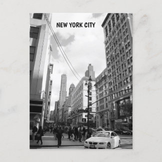 Schwarz-weißes Foto New Yorker Gebäude Postkarte