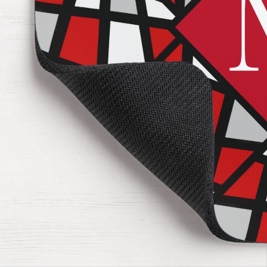 Schwarz-weißes geometrisches Muster in Red Gray Mousepad (Ecke)