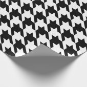 Schwarz-weißes Hahnentrittmuster Geschenkpapier (Ecke)
