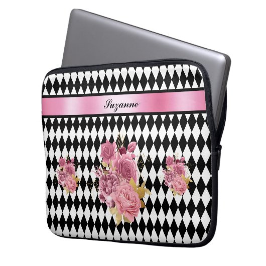 Schwarz-weißes Harlequin mit rosa Blume und Name Laptopschutzhülle (Vorderseite Links)