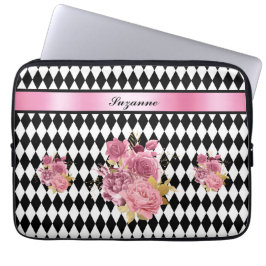 Schwarz-weißes Harlequin mit rosa Blume und Name Laptopschutzhülle