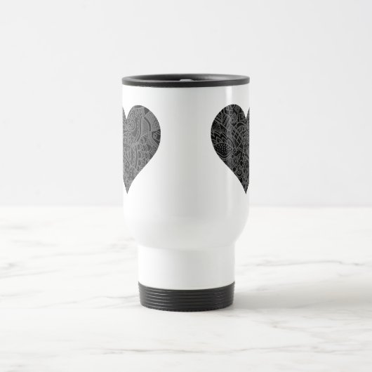 Schwarz-weißes Herz Reisebecher (Mittel)