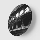 Schwarz-weißes Kolosseum Römisches Reich Runde Wanduhr (Winkel)