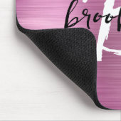 Schwarz-weißes Monogramm aus rosa gebürstetem Meta Mousepad (Ecke)