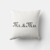 Schwarz-weißes Monogramm des w/Initials-Paares anp Kissen (Rückseite)