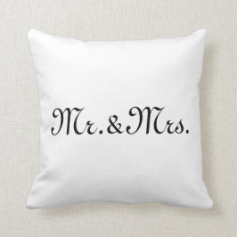 Schwarz-weißes Monogramm des w/Initials-Paares anp Kissen