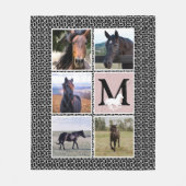 Schwarz-weißes Monogramm Horse-Foto Fleecedecke (Vorderseite)