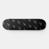 Schwarz-weißes Namensmuster moderne Schrift Skateboard (Horizontal)