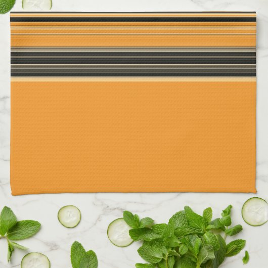 Schwarz-weißes Orangefarbenes Muster Geschirrtuch (Gefaltet)