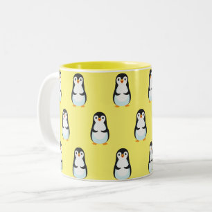 Schwarz-weißes Pinguin-Muster auf Hellgelb Zweifarbige Tasse