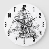 Schwarz-weißes Piratenschiff Große Wanduhr (Vorderseite)