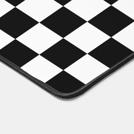 Schwarz-weißes Prüfbrett-Muster Personalisiert Schreibtischunterlage (Ecke)