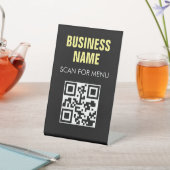 Schwarz-weißes QR Code-Menü mit berührungslosem Sc Sockelschild (In SItu)