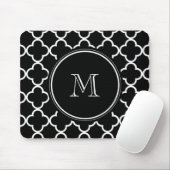 Schwarz-weißes Quatrefoil Muster, Ihr Monogramm Mousepad (Mit Mouse)