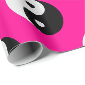 Schwarz-weißes rosa Yang Geschenkpapier (Rolleneckpunkt)