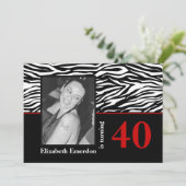 Schwarz-weißes, rotes Zebra-Foto 40. Geburtstag Einladung (Stehend Vorderseite)