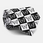 Schwarz-weißes Schmetterlingsdesign Krawatte (Gerollt)