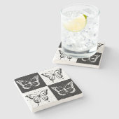 Schwarz-weißes Schmetterlingsdesign Steinuntersetzer (Seitenansicht)